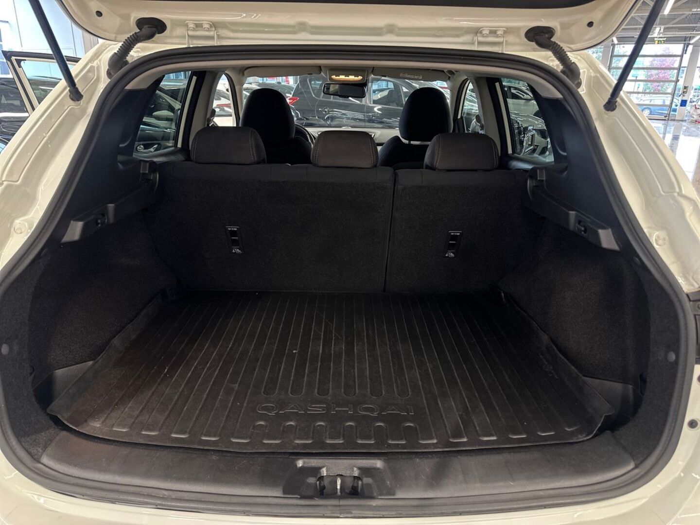 NISSAN Qashqai 2019