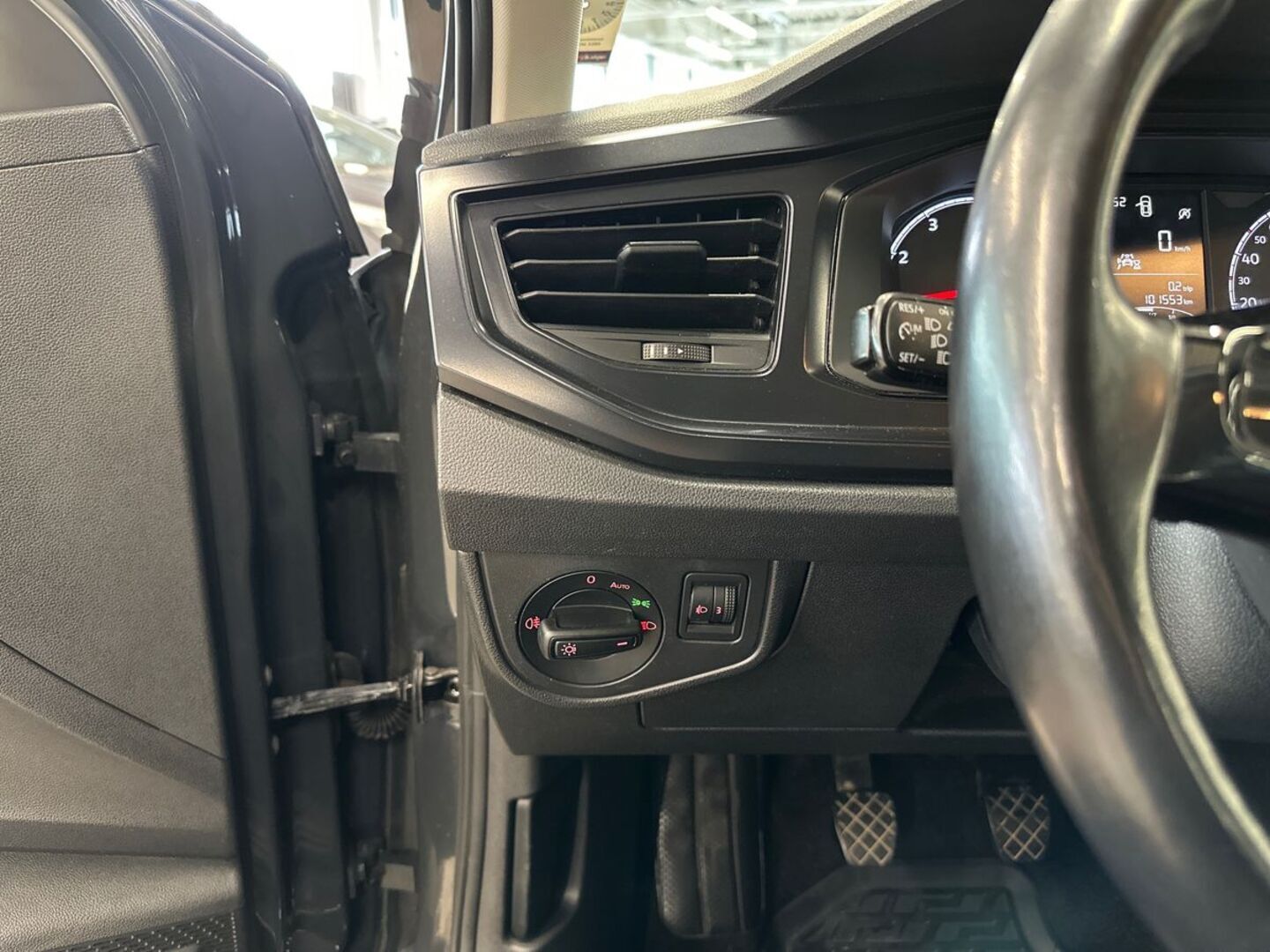 VOLKSWAGEN Polo 2021