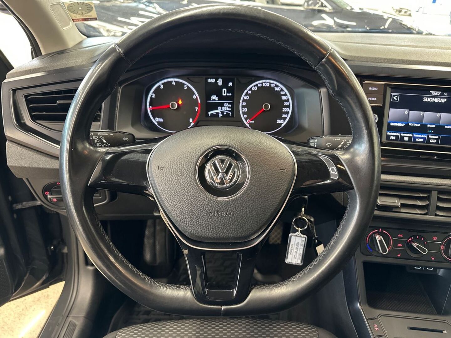 VOLKSWAGEN Polo 2021