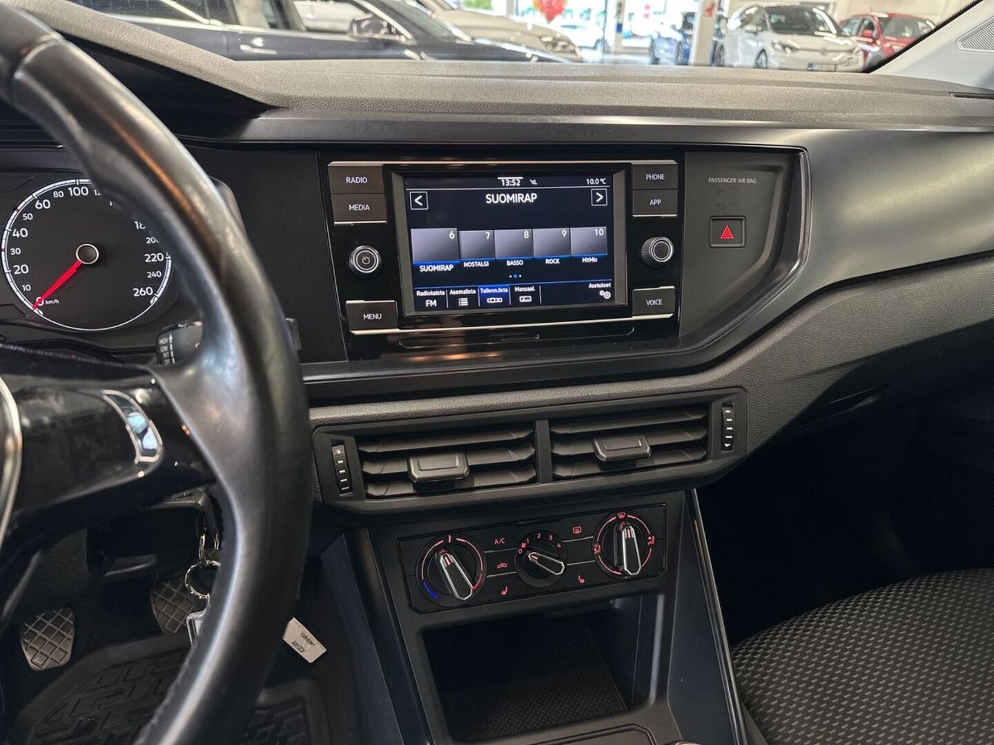 VOLKSWAGEN Polo 2021