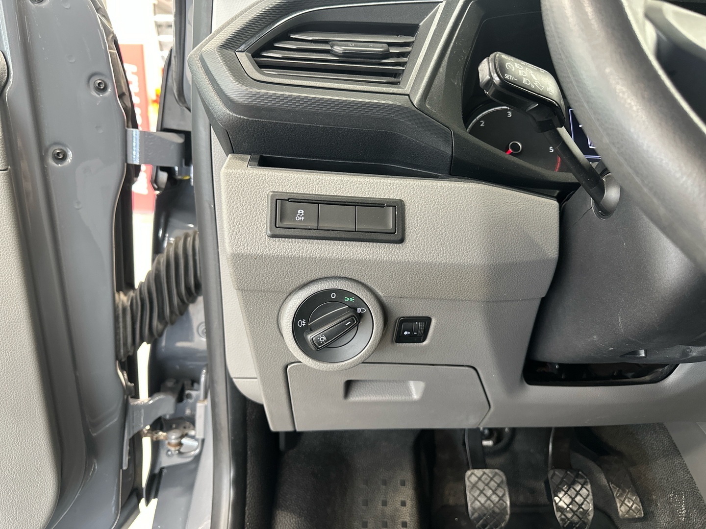 VOLKSWAGEN Transporter 2021
