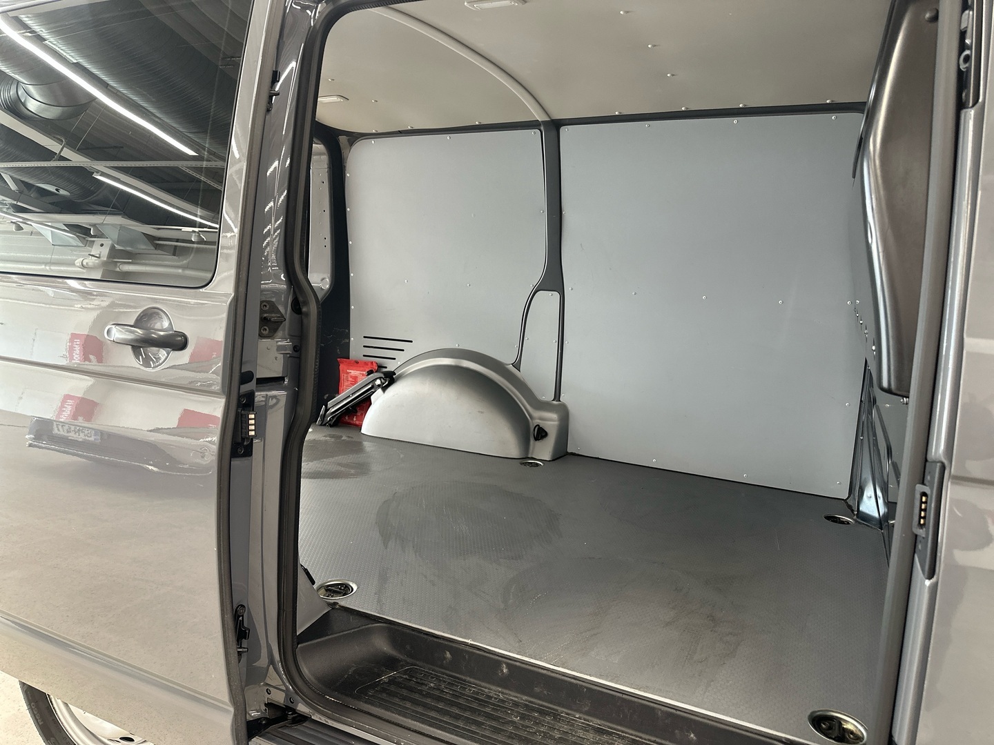 VOLKSWAGEN Transporter 2021