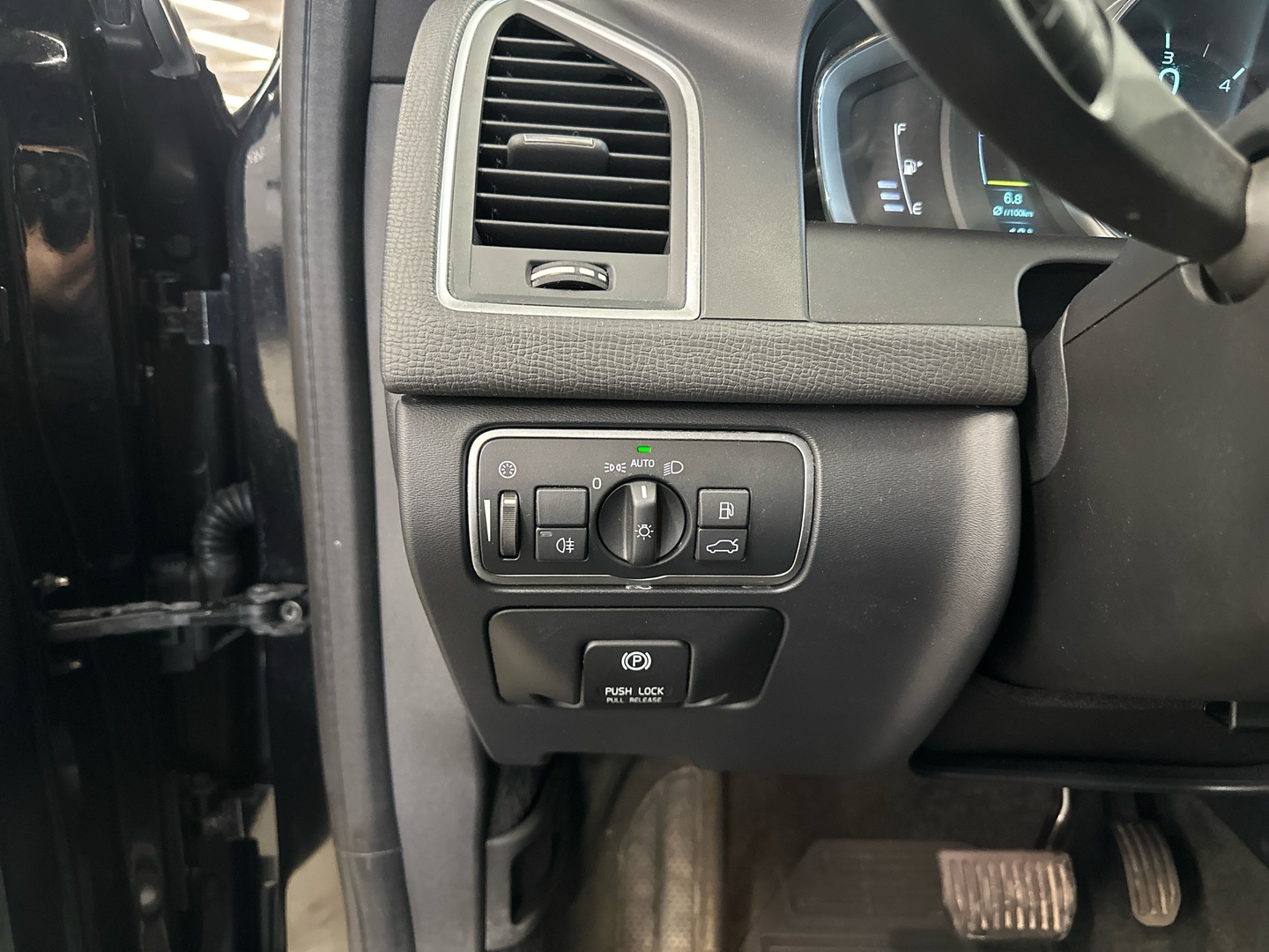 VOLVO XC60 2014