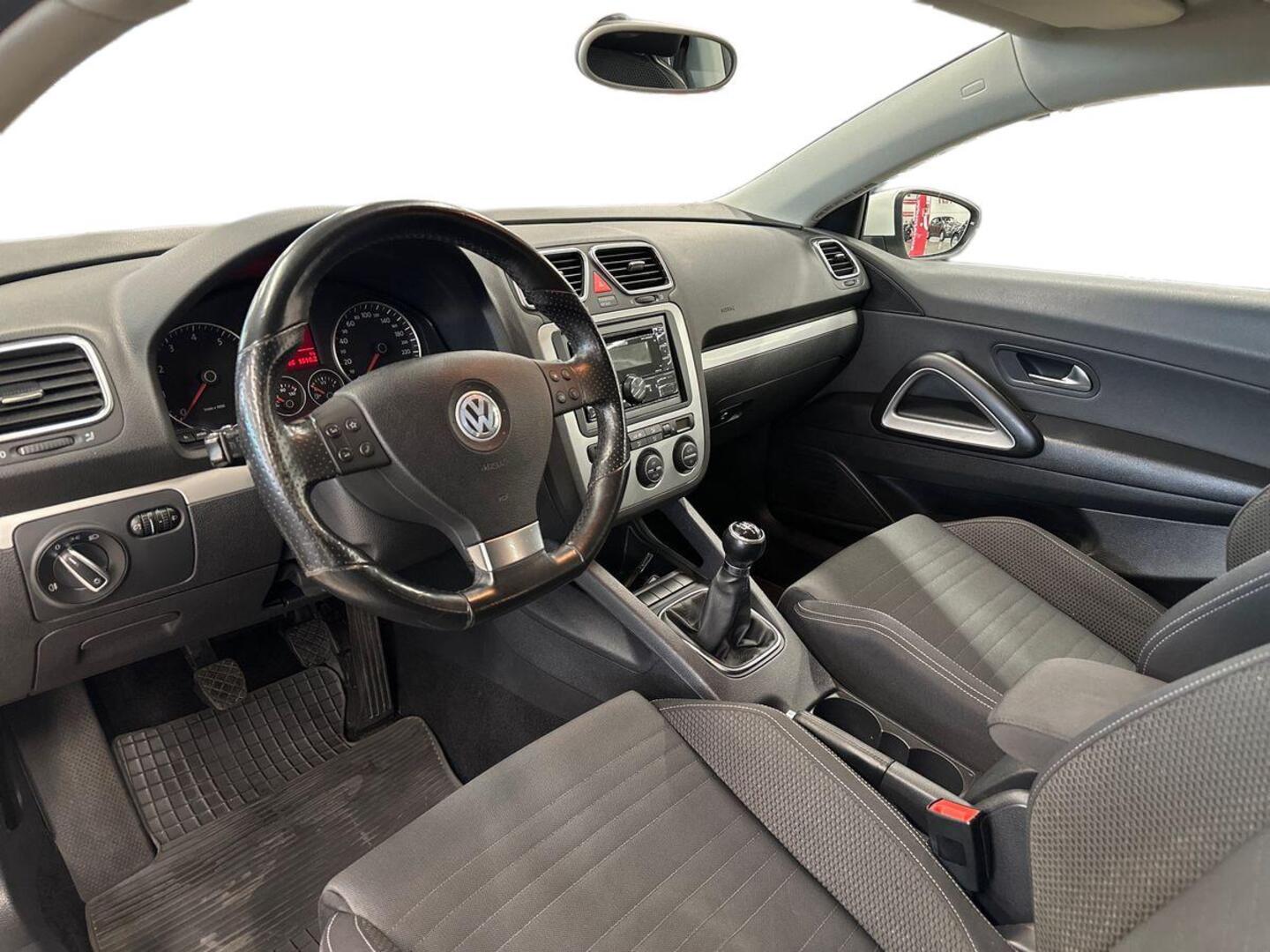 VOLKSWAGEN Scirocco 2009