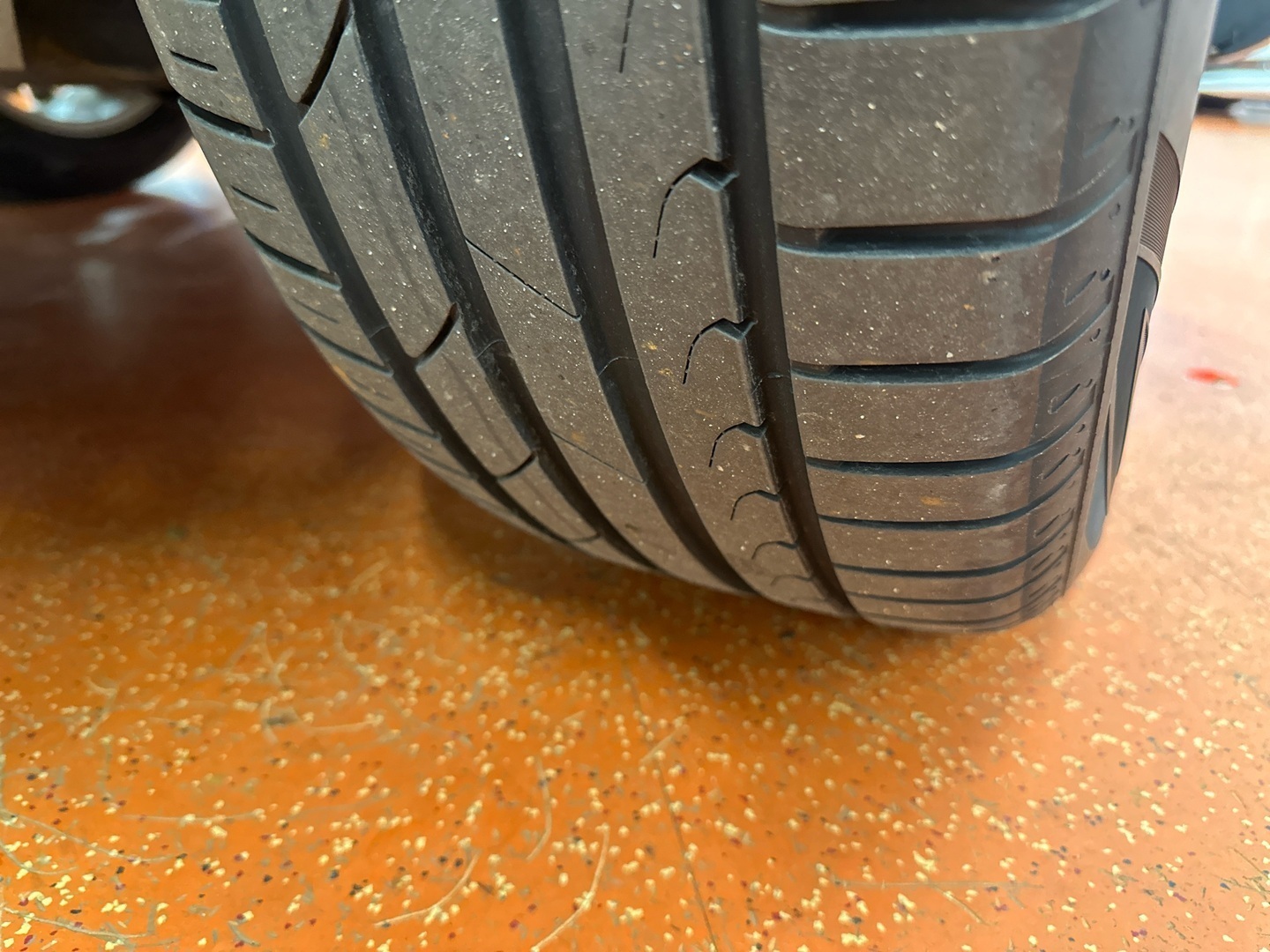 VOLKSWAGEN Tiguan 2012