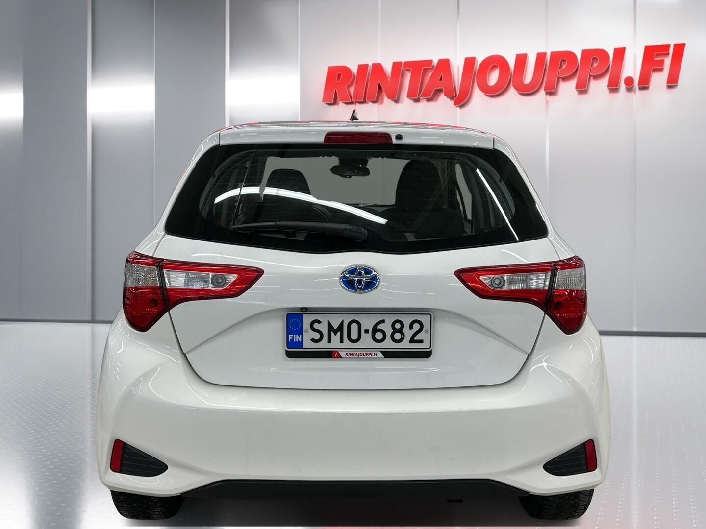 TOYOTA Yaris 2018