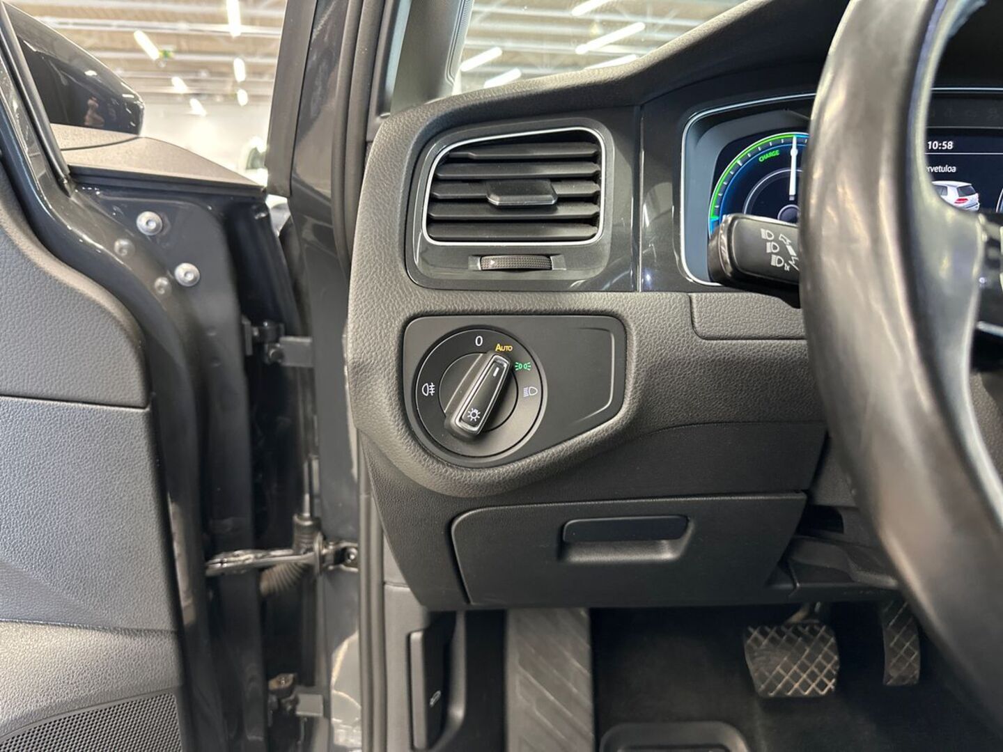 VOLKSWAGEN Golf 2020