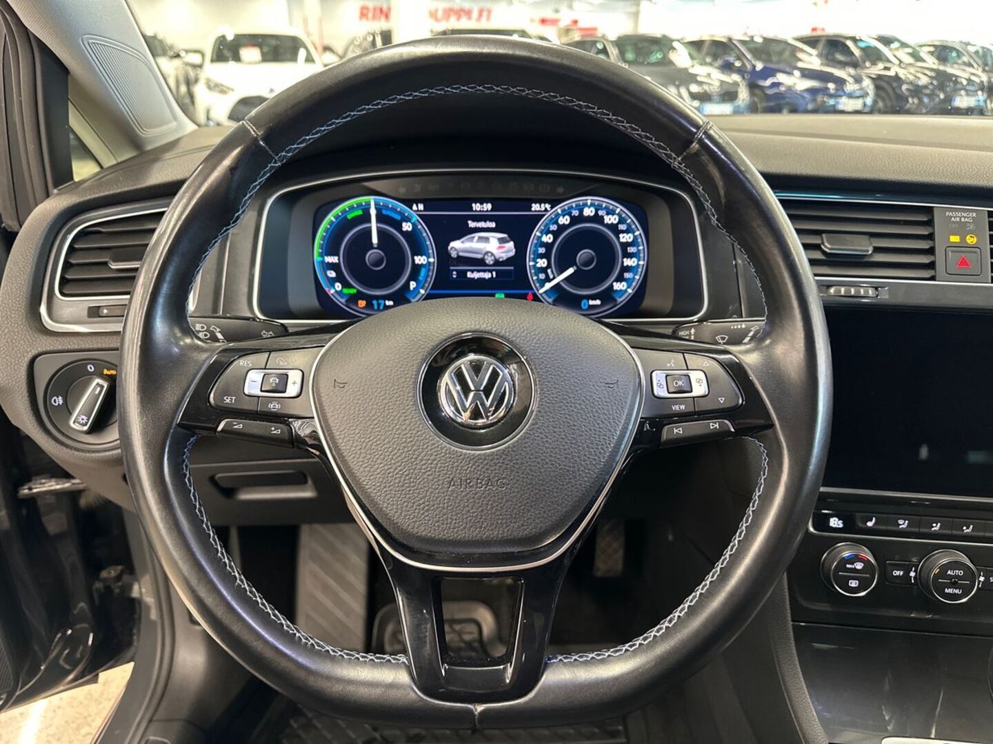 VOLKSWAGEN Golf 2020