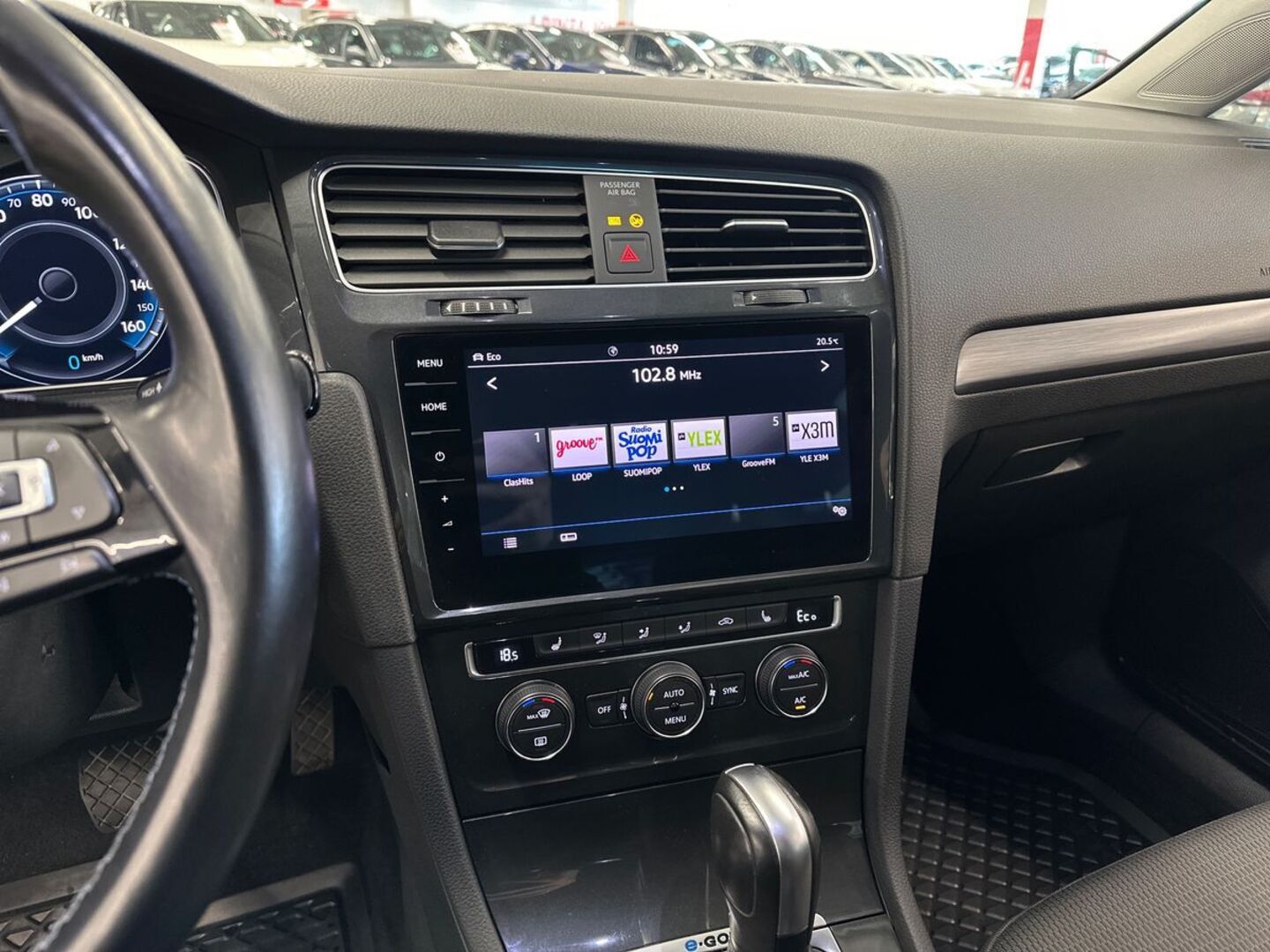VOLKSWAGEN Golf 2020