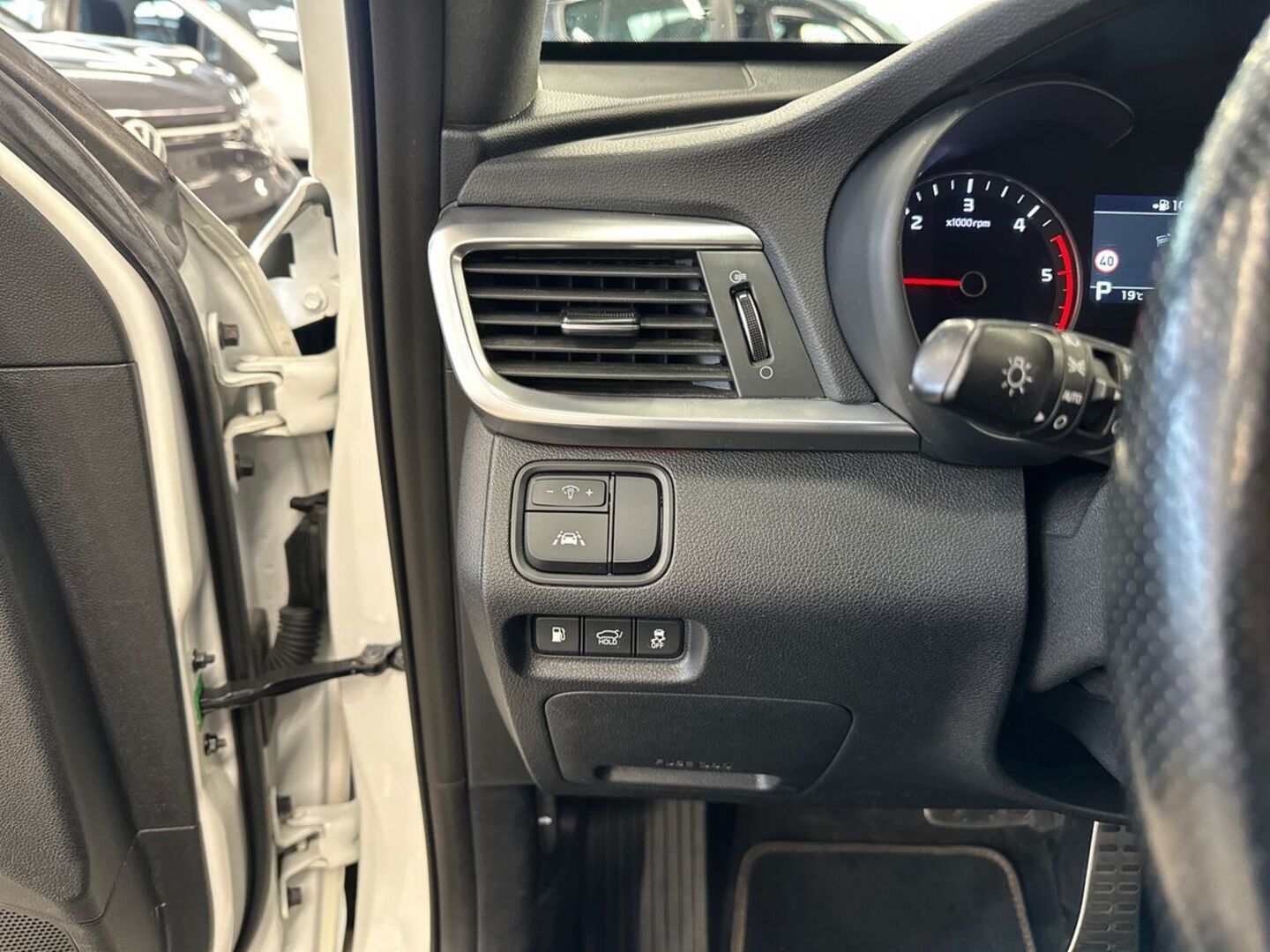 KIA Optima 16
