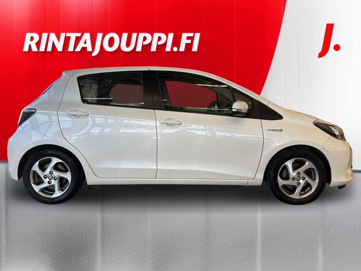 TOYOTA Yaris 2014