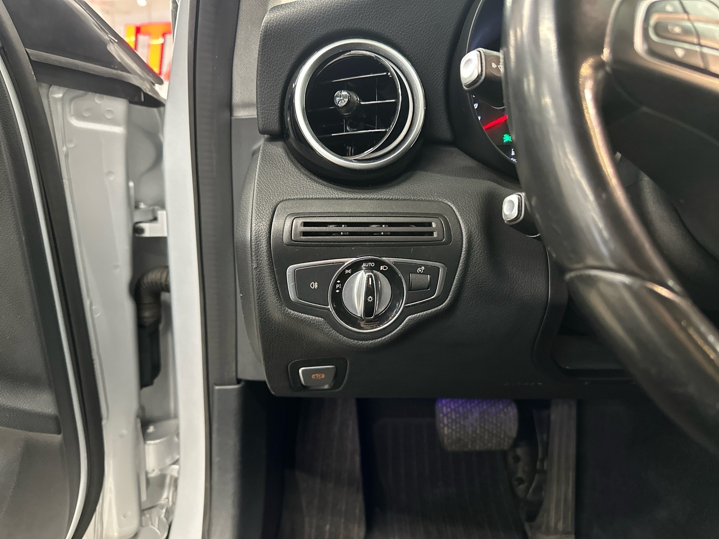 MERCEDES-BENZ C 2016