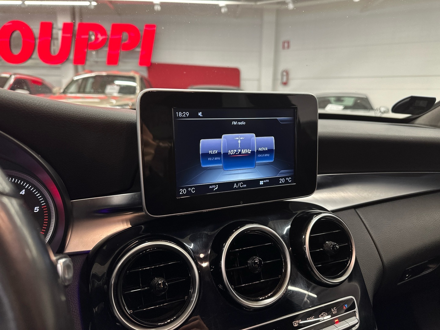 MERCEDES-BENZ C 2016