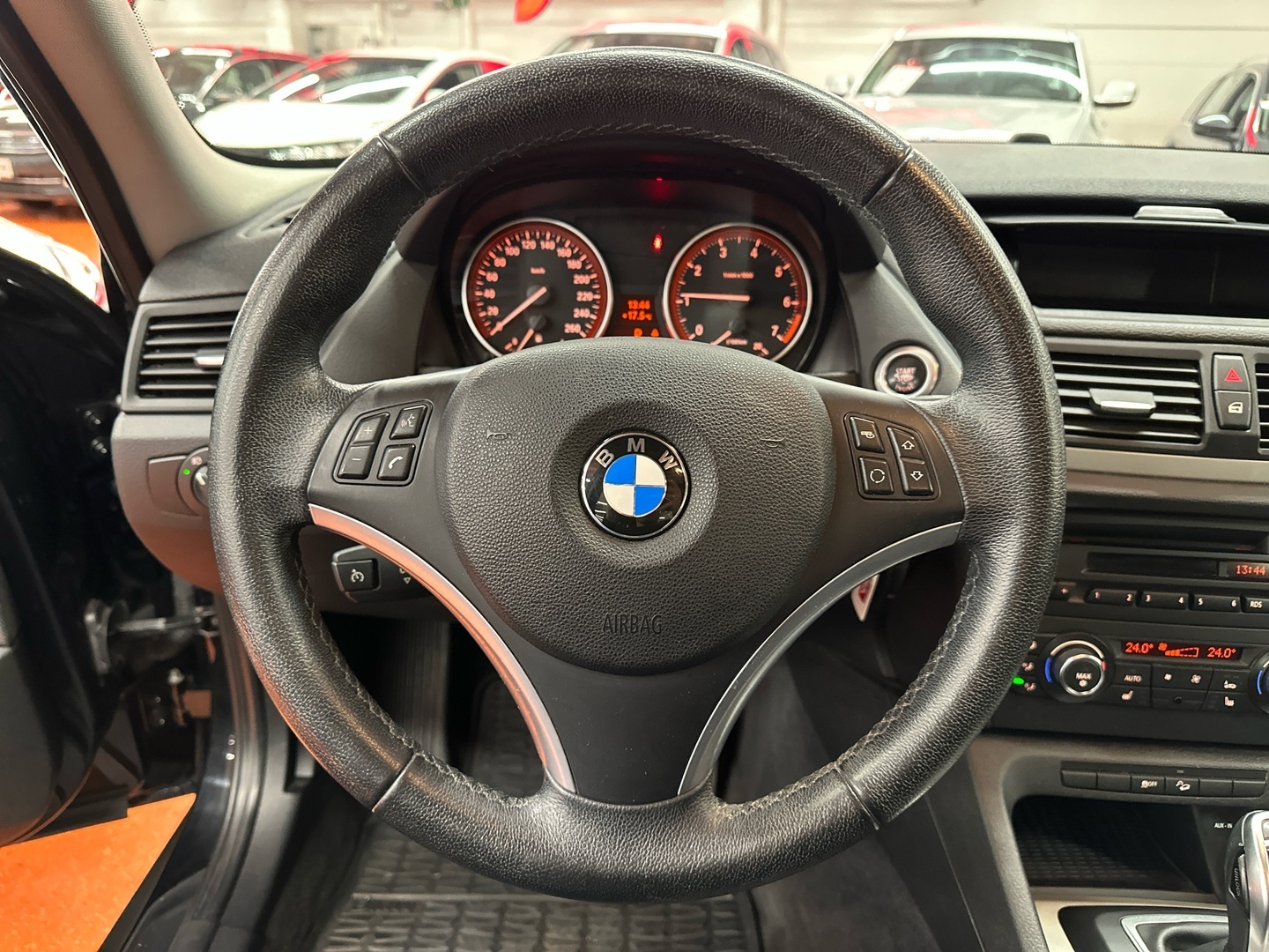BMW X1 2011