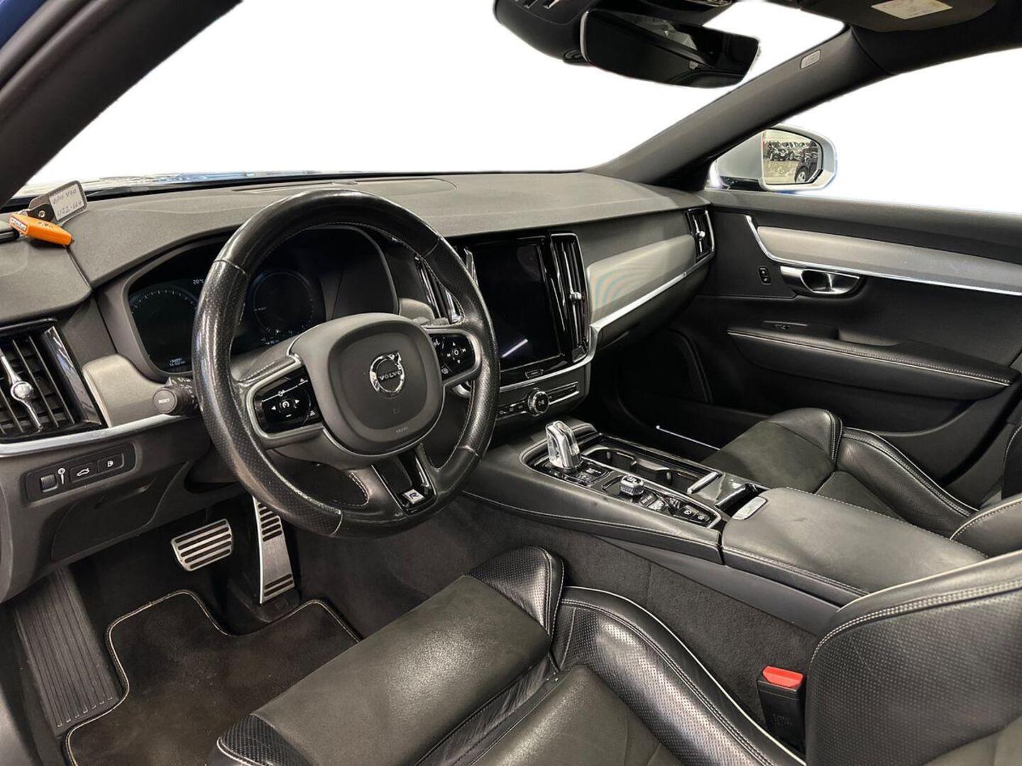 VOLVO V90 2017