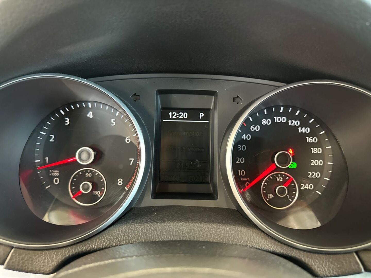 VOLKSWAGEN Golf 14