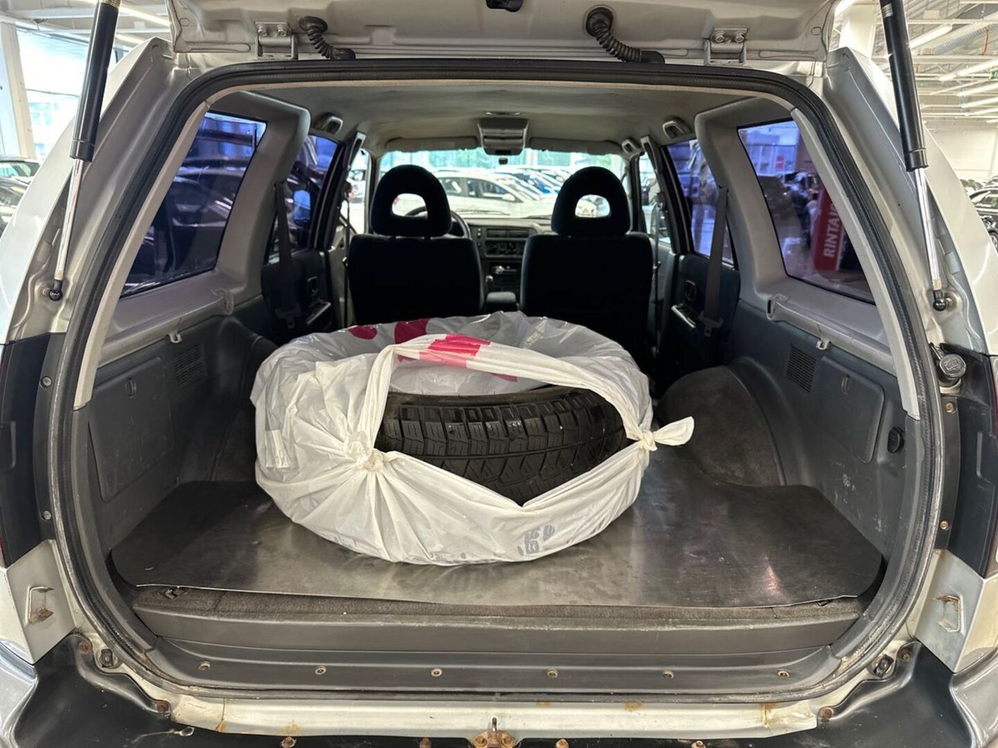 MITSUBISHI Pajero 2000
