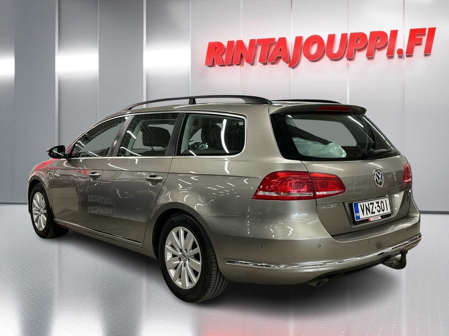 VOLKSWAGEN Passat 2012