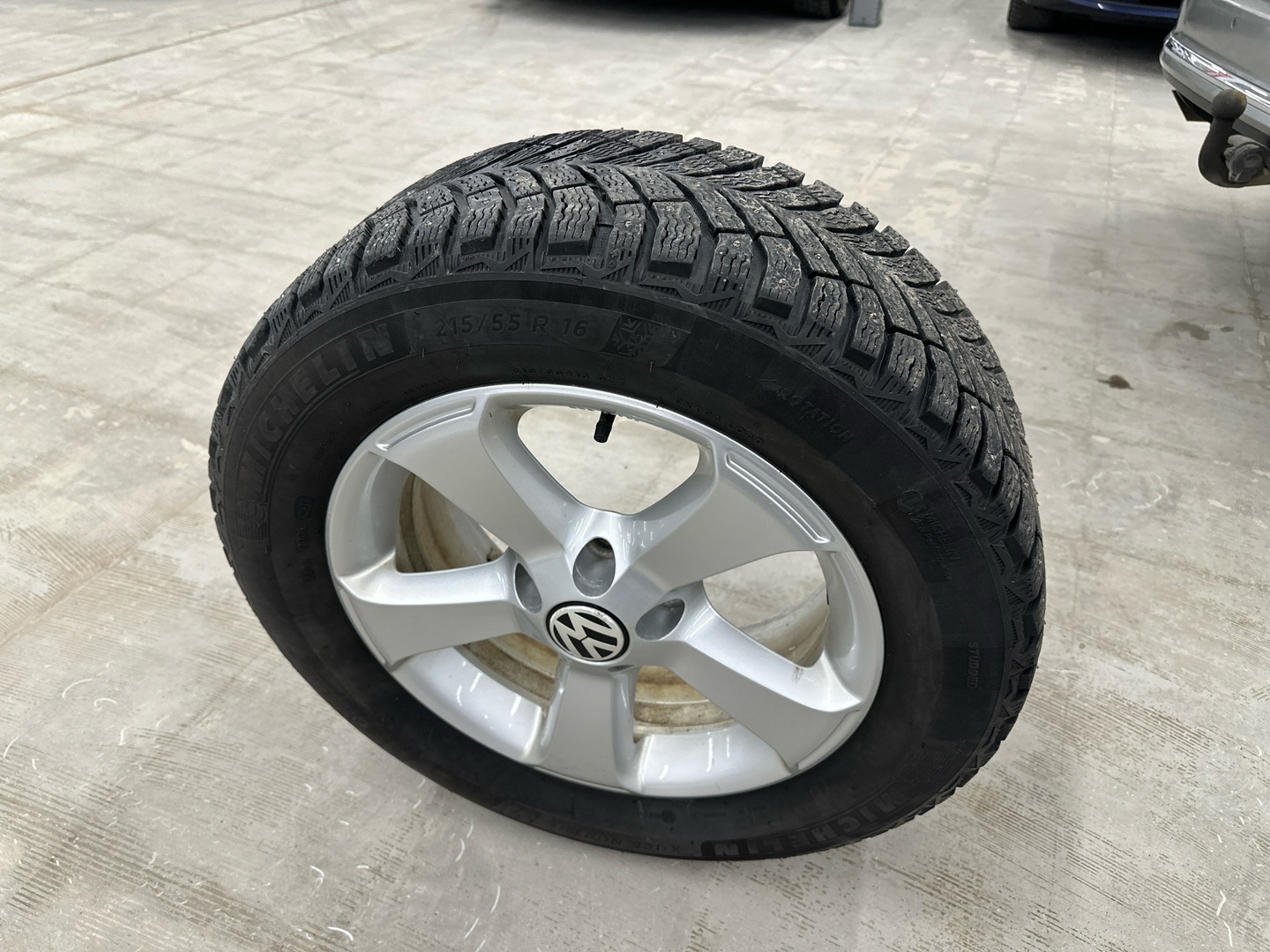 VOLKSWAGEN Passat 2012