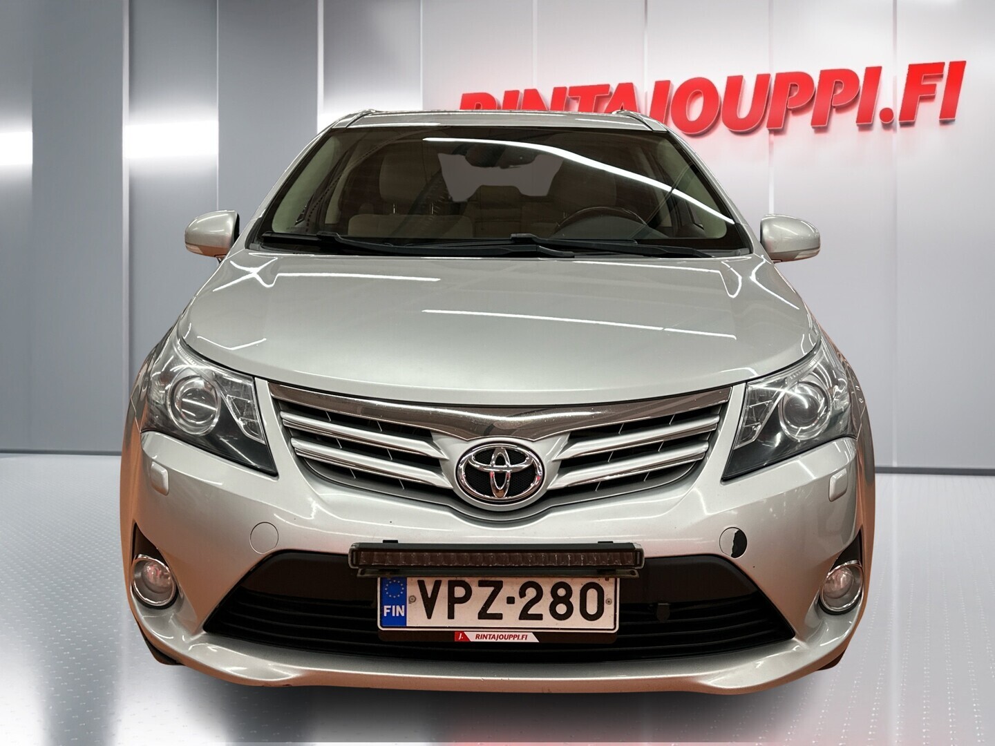 TOYOTA Avensis 2013