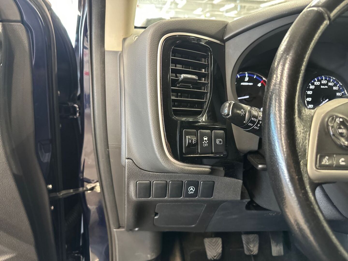 MITSUBISHI Outlander 2013