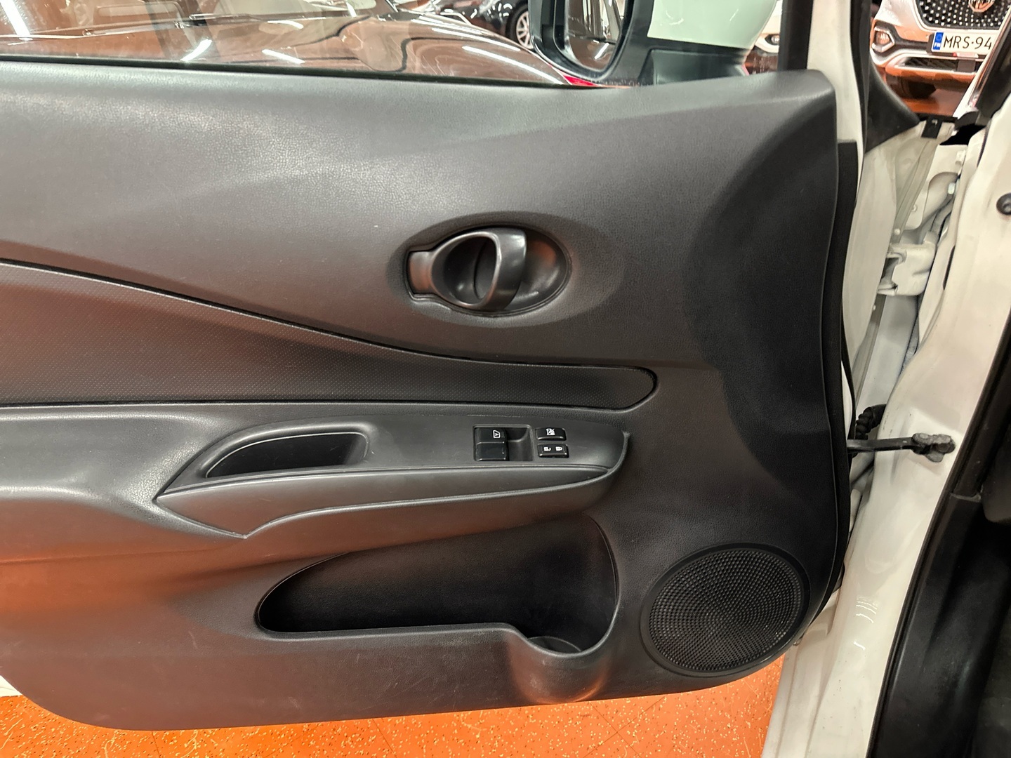 NISSAN Note 2014