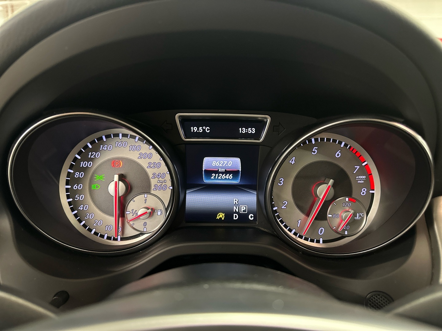 MERCEDES-BENZ CLA 2015