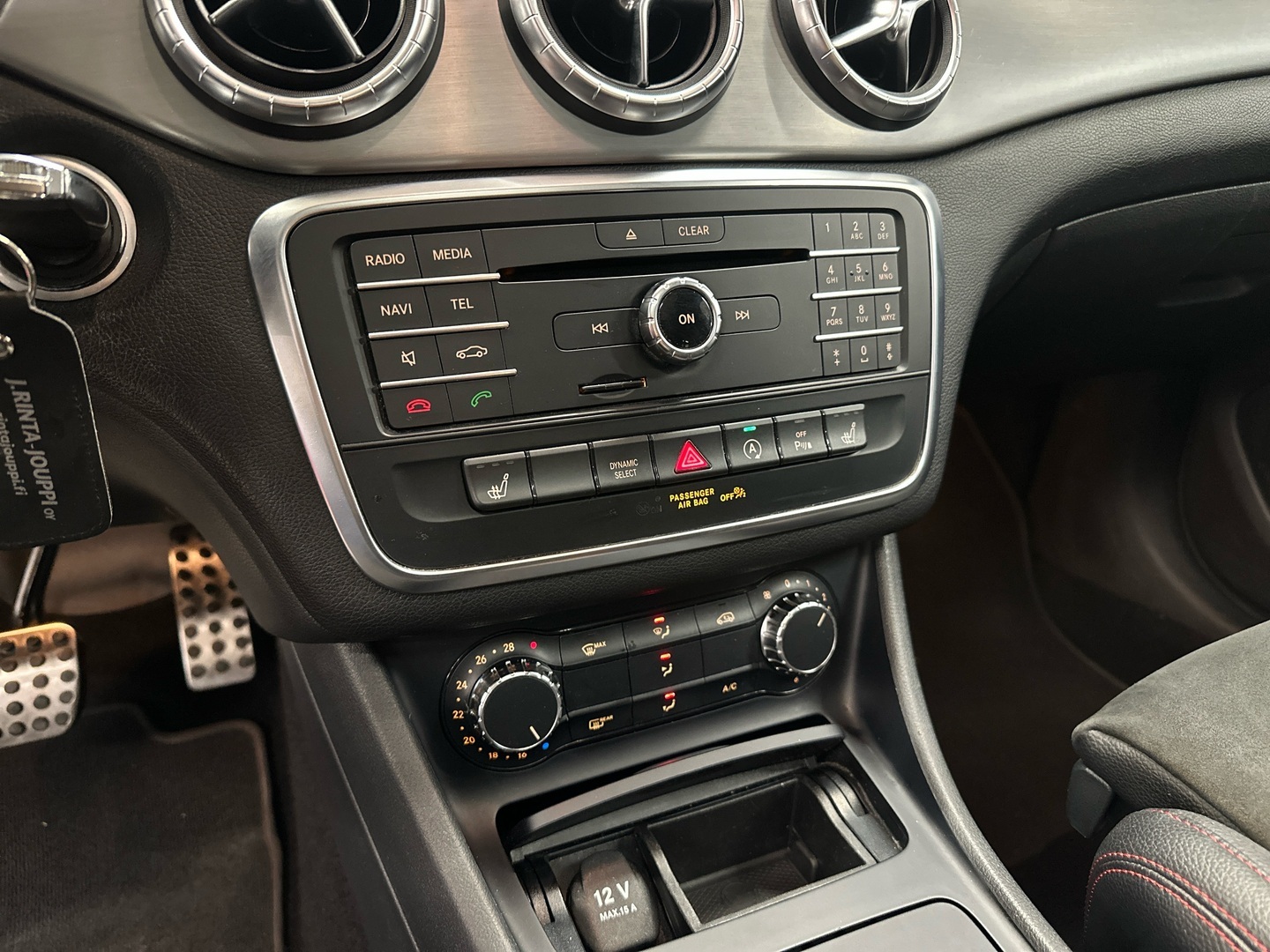 MERCEDES-BENZ CLA 2015