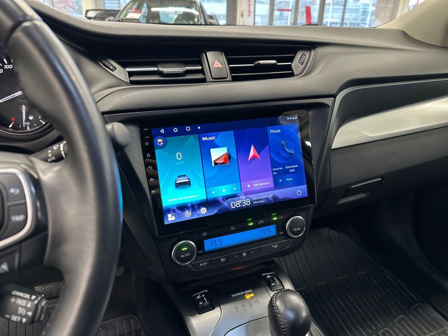 TOYOTA Avensis 2018