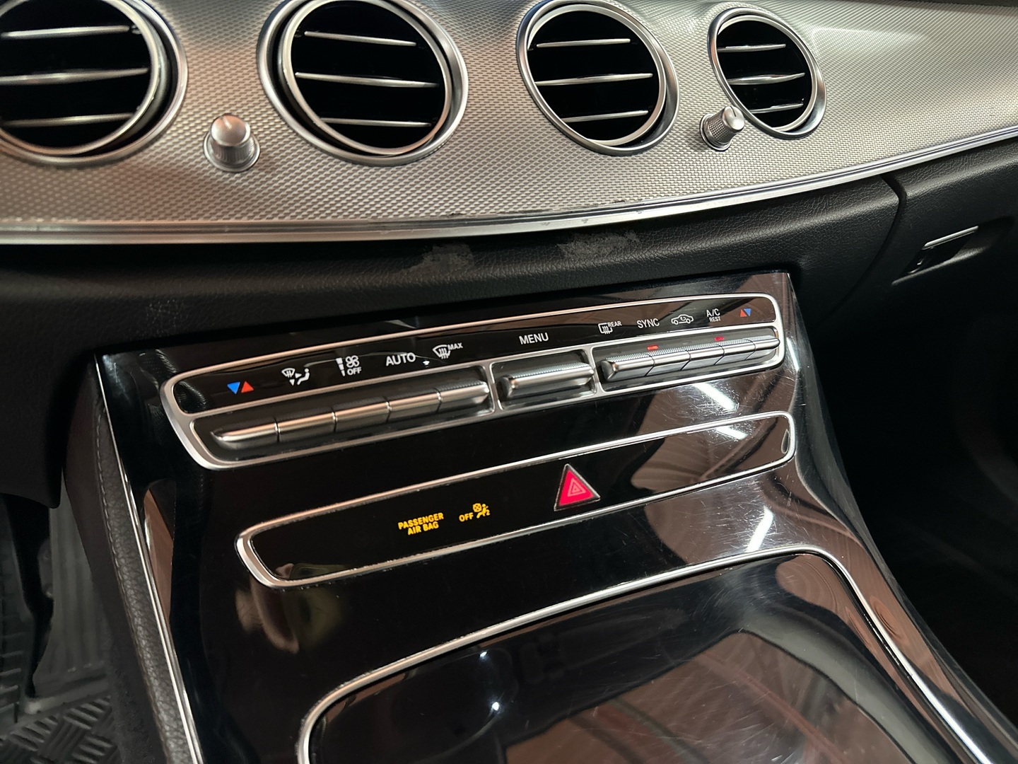 MERCEDES-BENZ E 2018