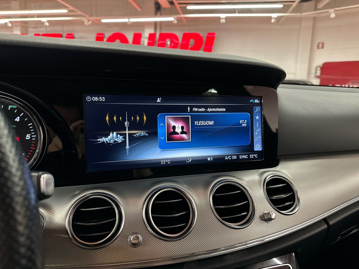 MERCEDES-BENZ E 2018