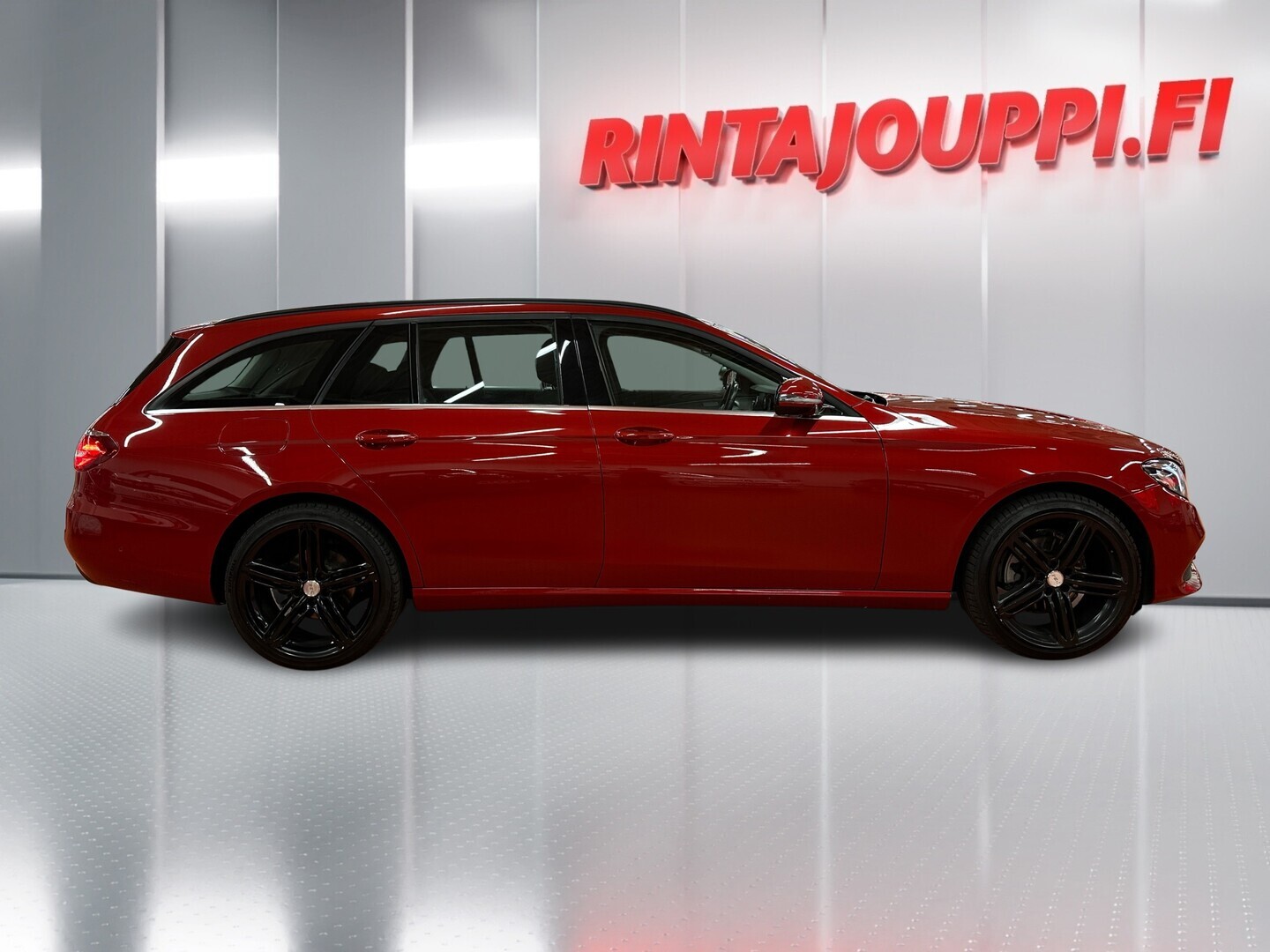 MERCEDES-BENZ E 2018