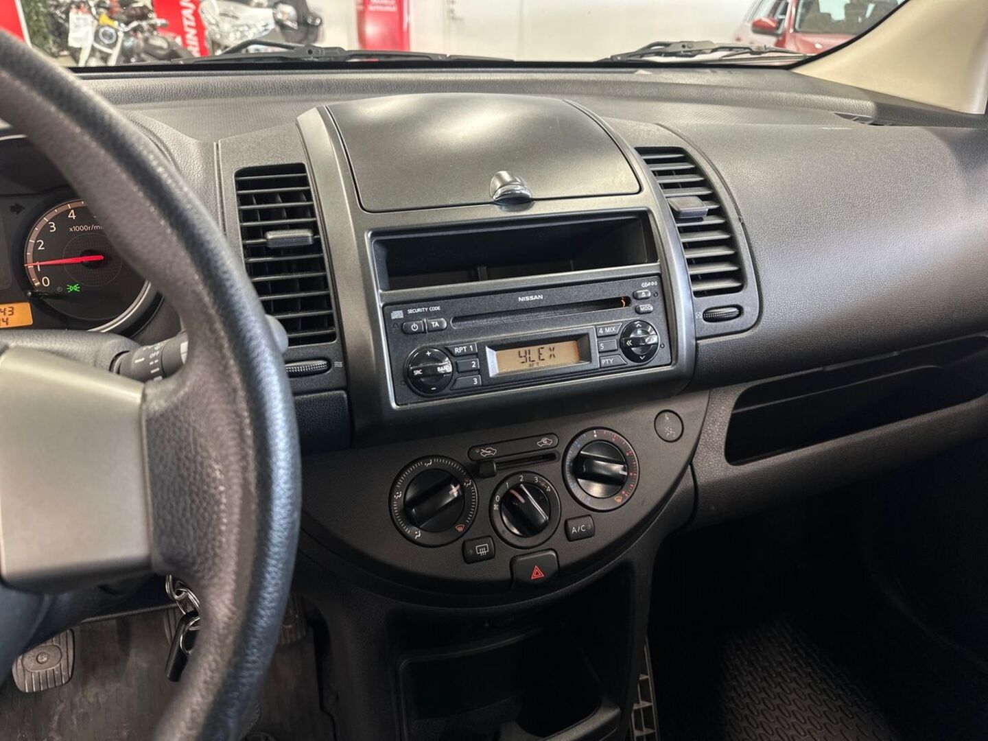NISSAN Note 2006