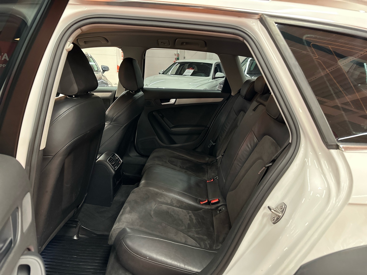 AUDI A4 allroad quattro 2015