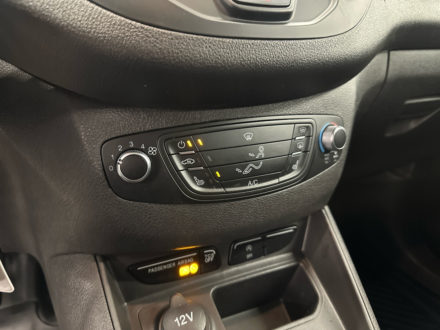 FORD Transit Courier 2023