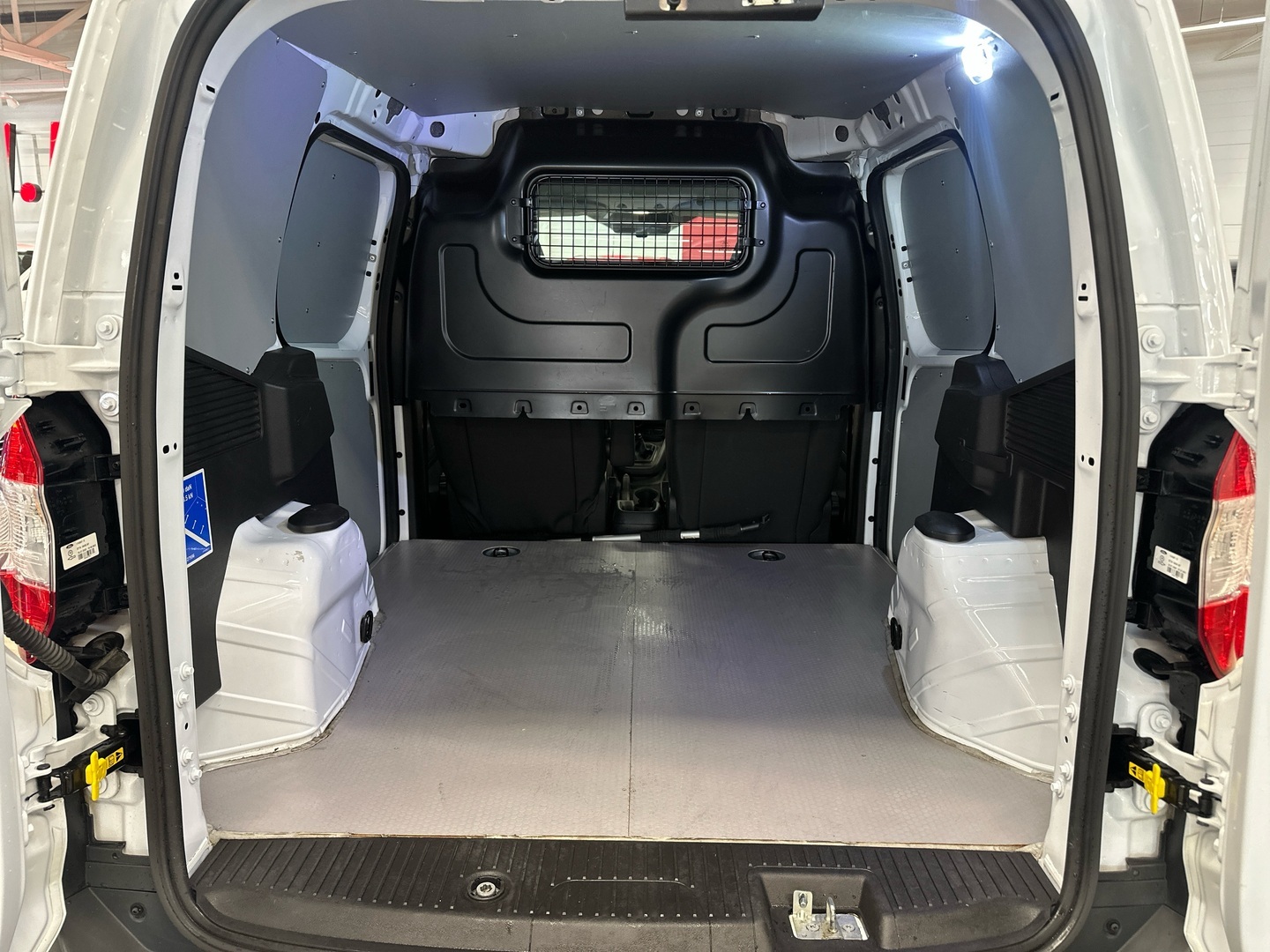 FORD Transit Courier 2023
