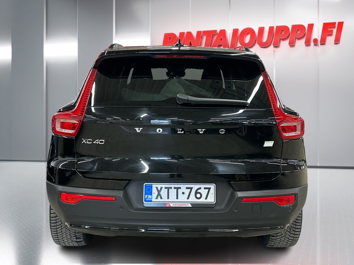 VOLVO XC40 2023