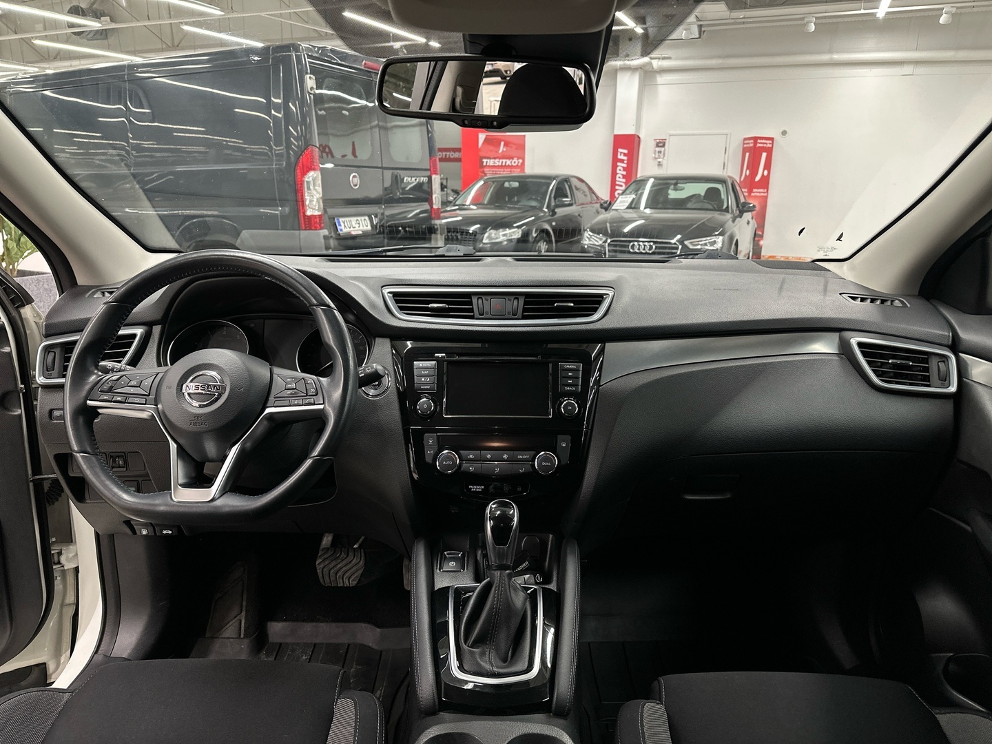 NISSAN Qashqai 2019