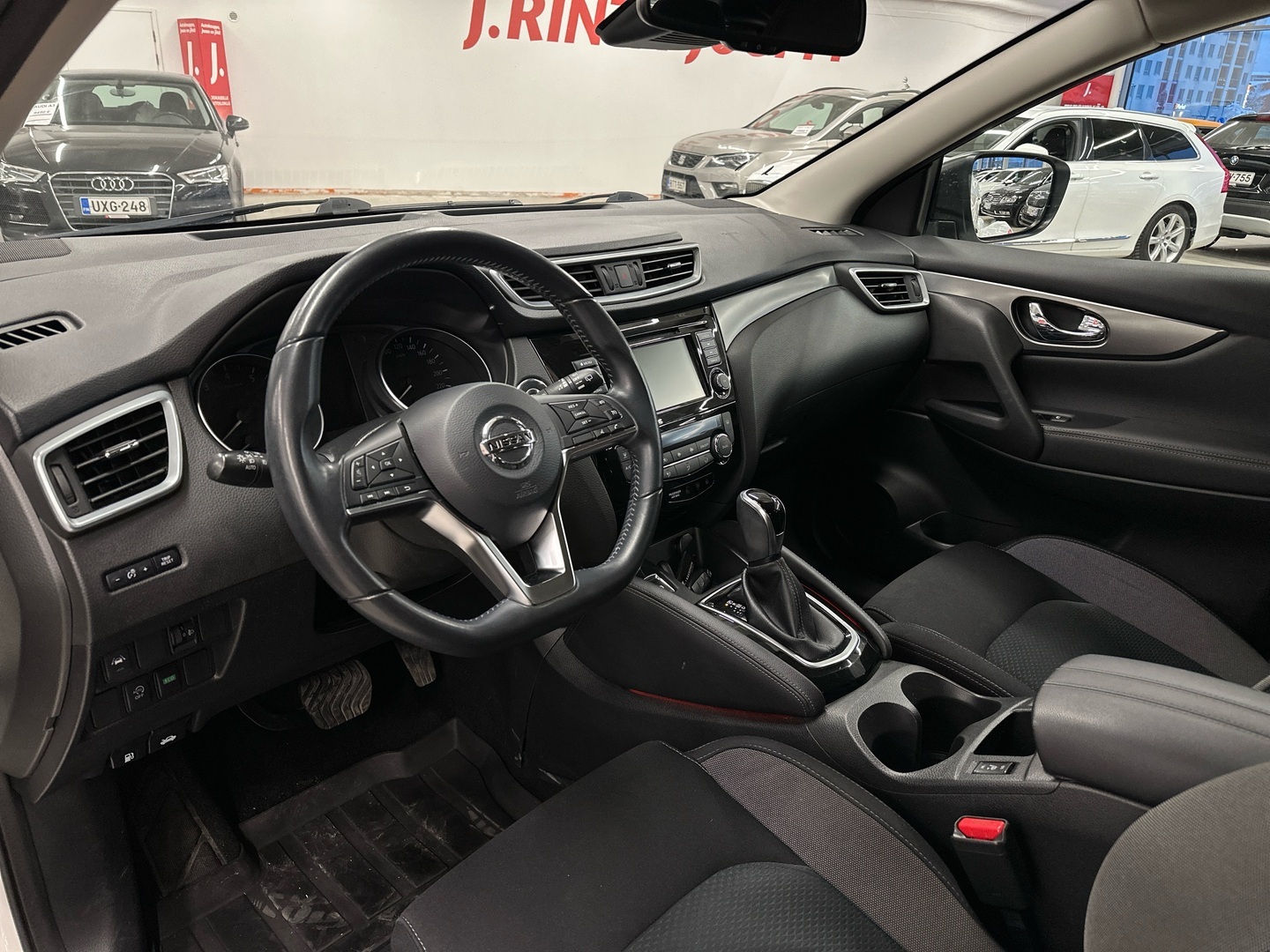 NISSAN Qashqai 2019