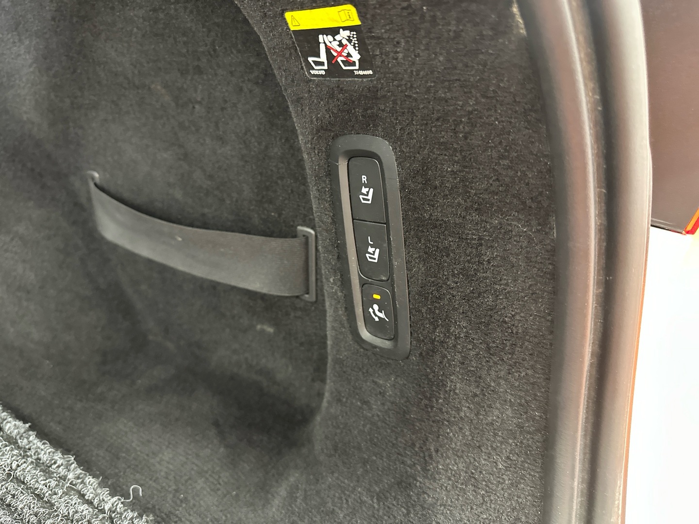 VOLVO V90 2019