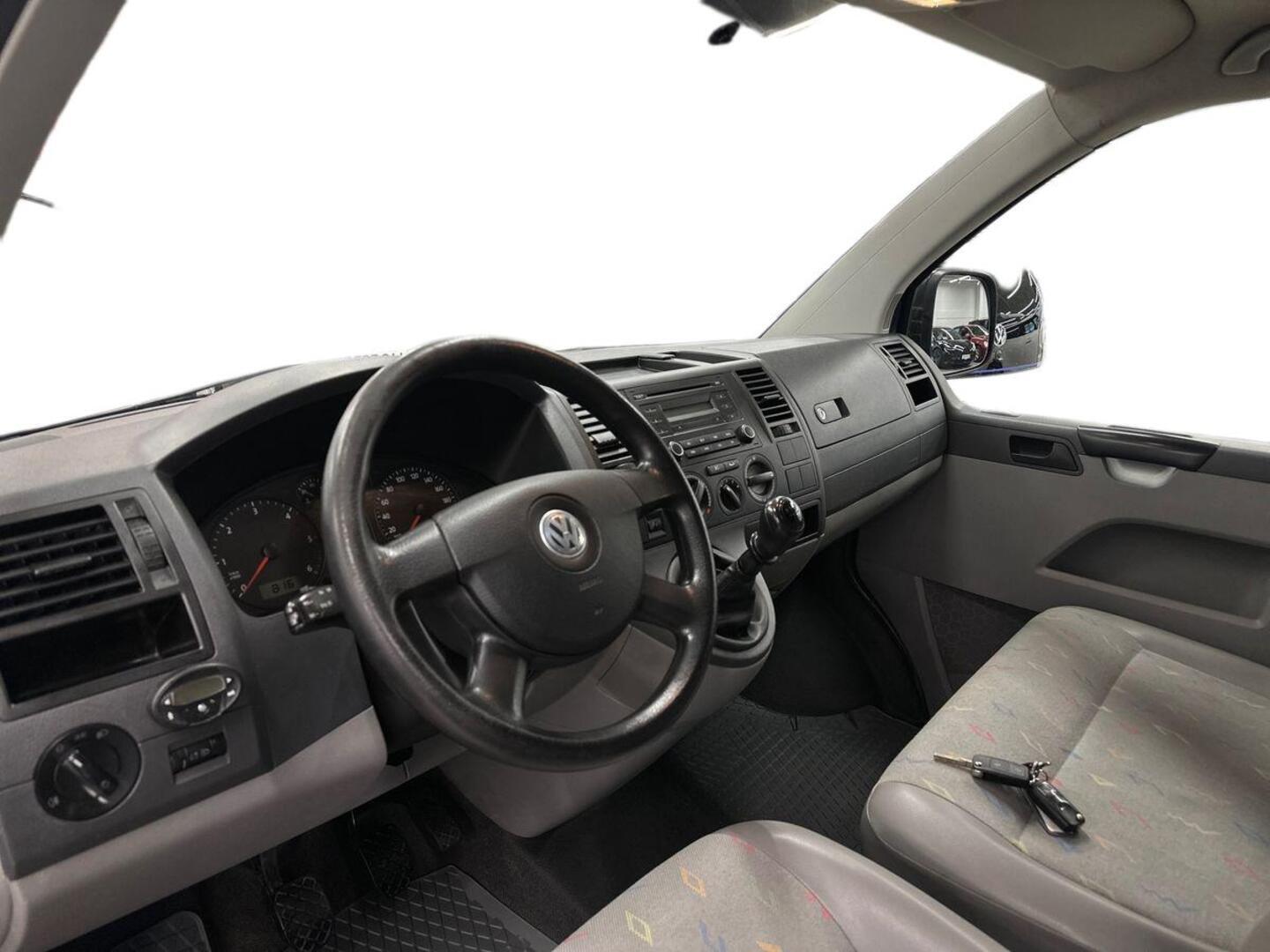 VOLKSWAGEN Transporter 2009