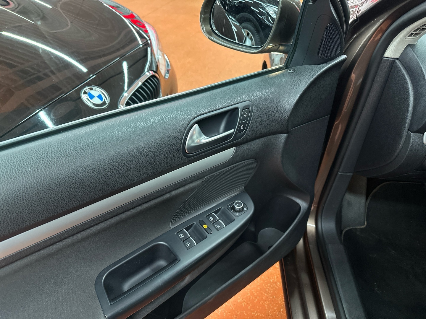 VOLKSWAGEN Golf 2011