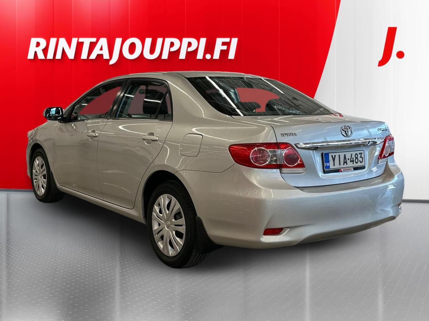 TOYOTA Corolla 2012