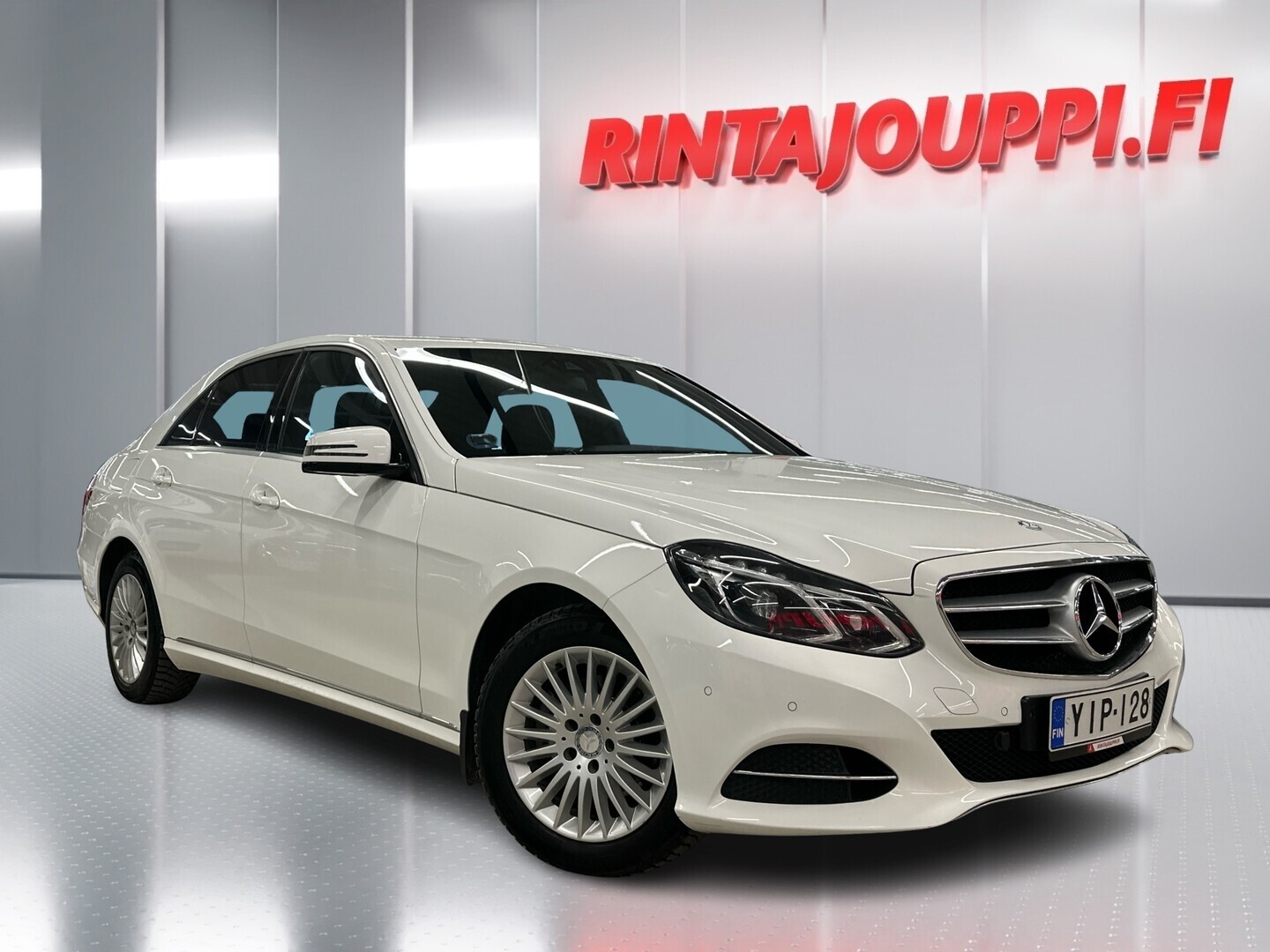 MERCEDES-BENZ E 2014