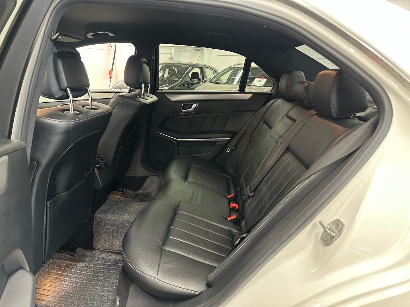 MERCEDES-BENZ E 2014