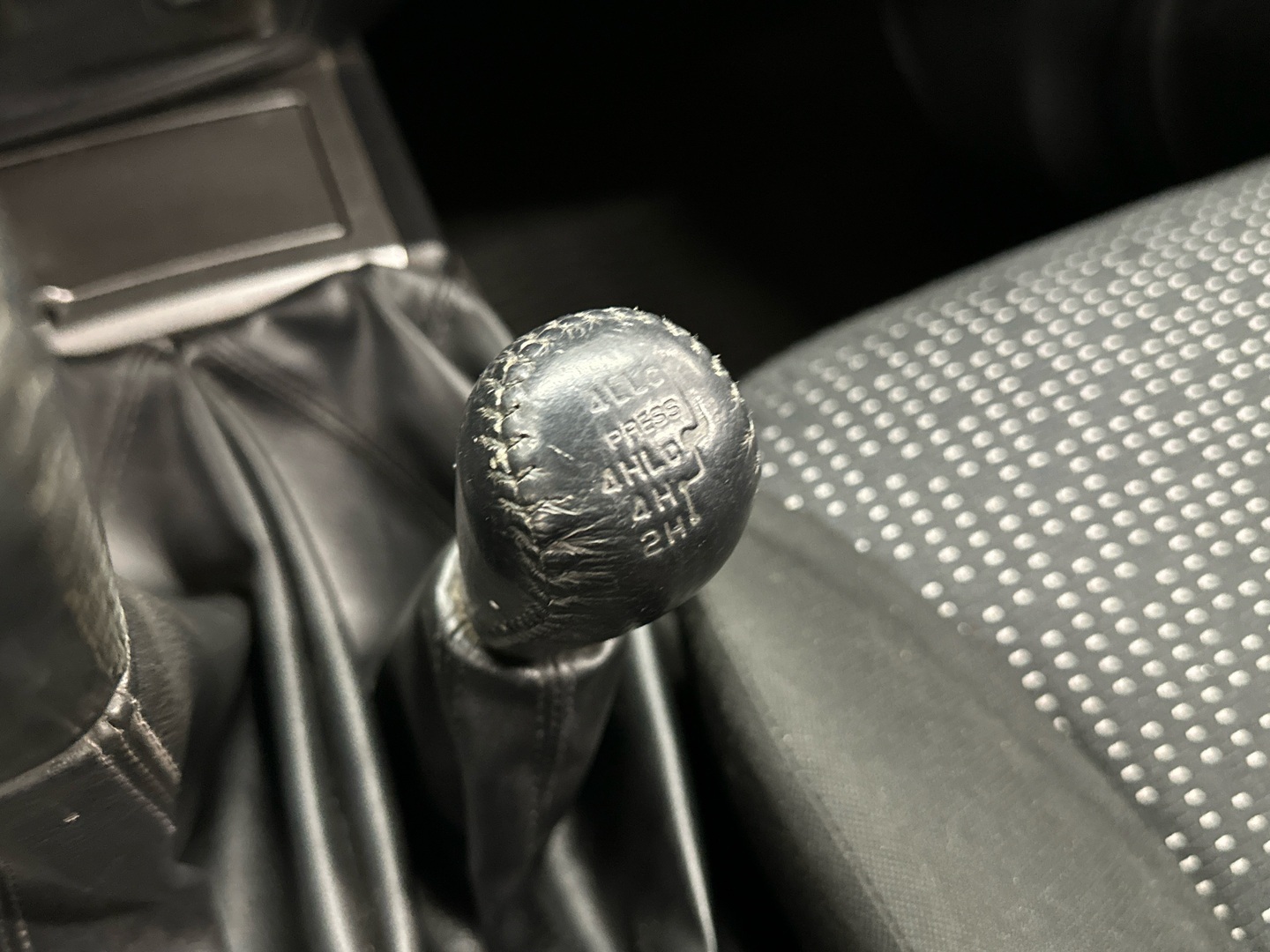 MITSUBISHI L200 2014