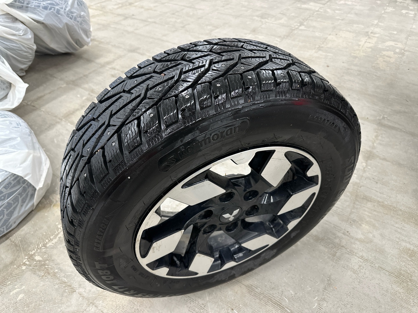 MITSUBISHI L200 2014