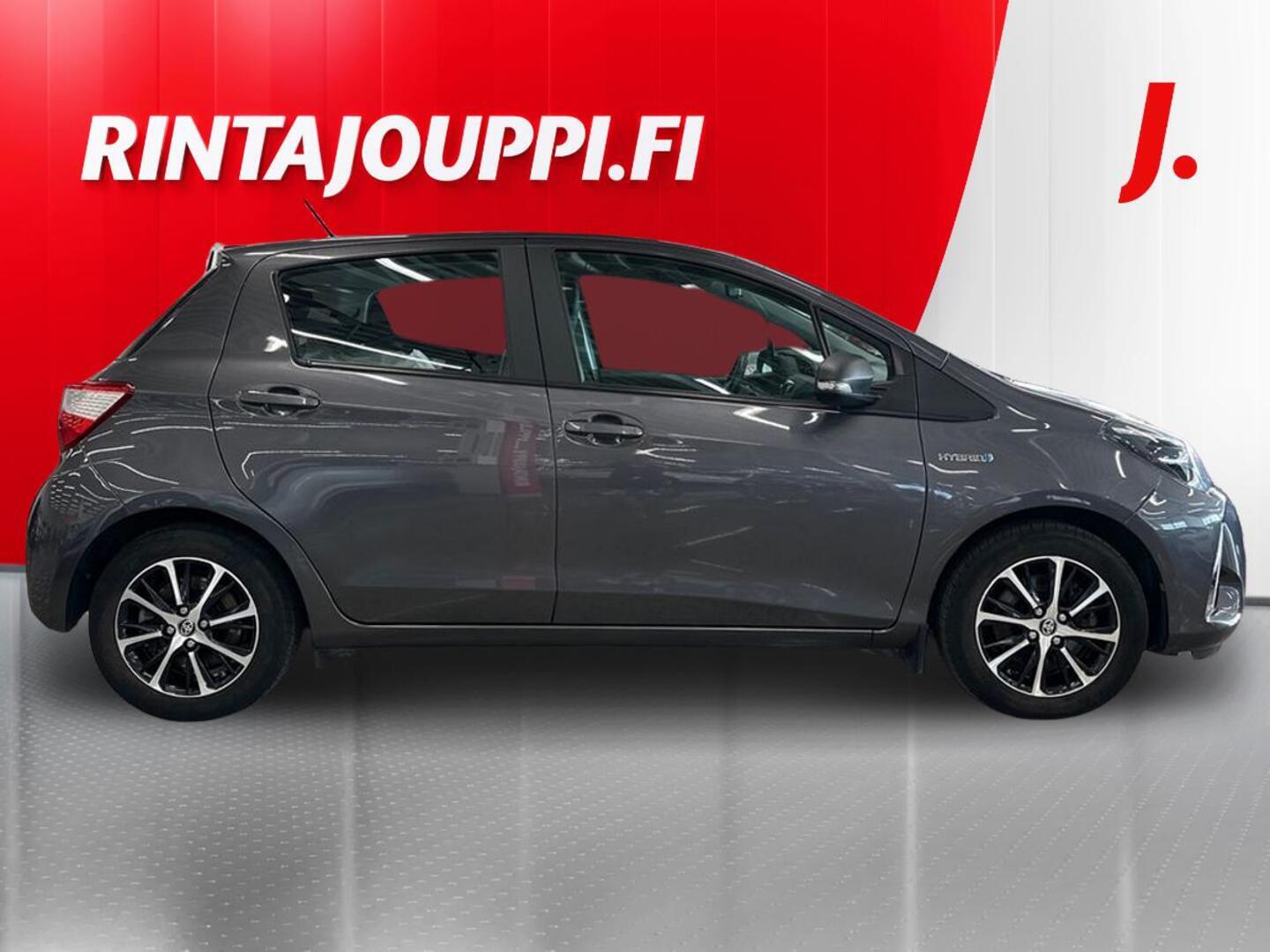 TOYOTA Yaris 2018