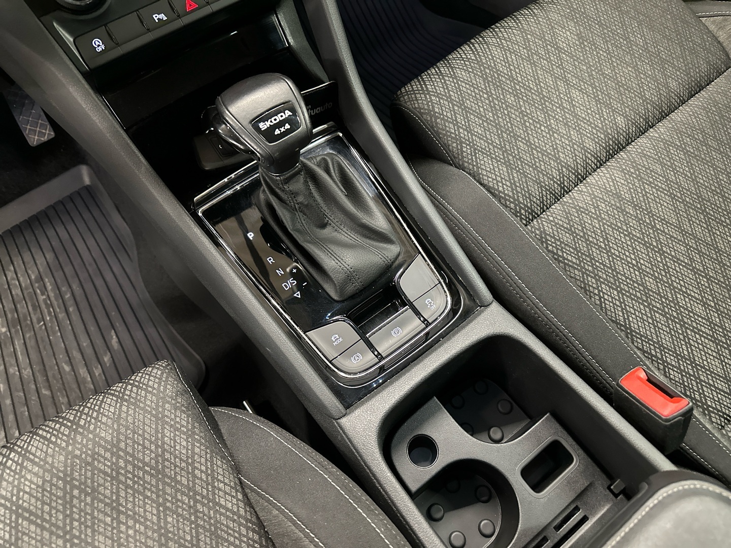 SKODA Karoq 2022