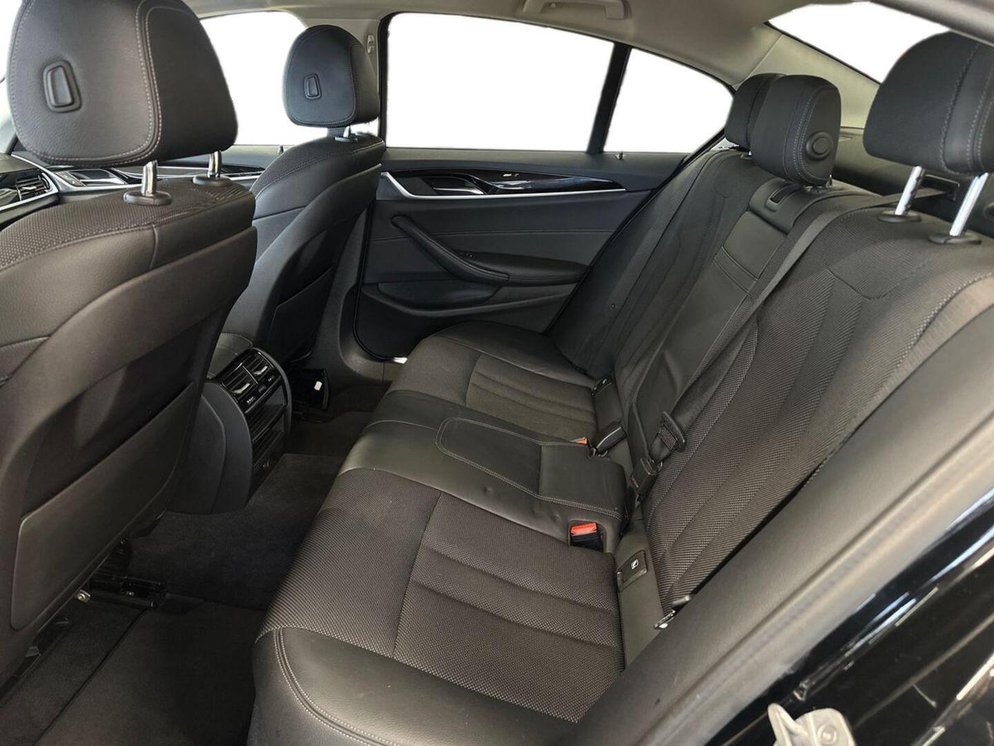 BMW 530 2019